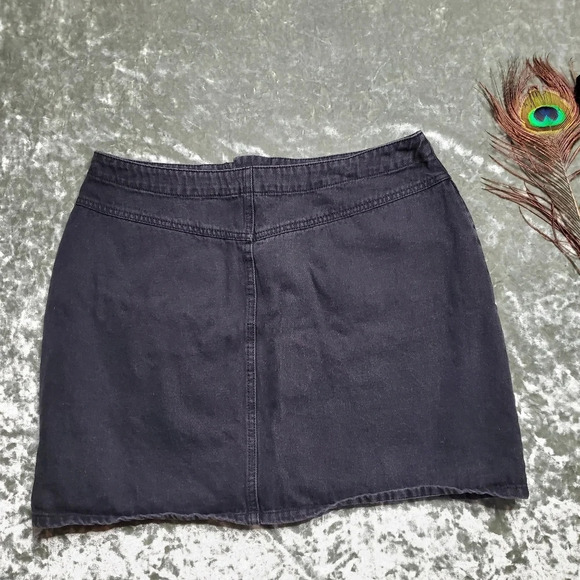 Forever 21 Black Denim Skirt - Picture 4 of 7